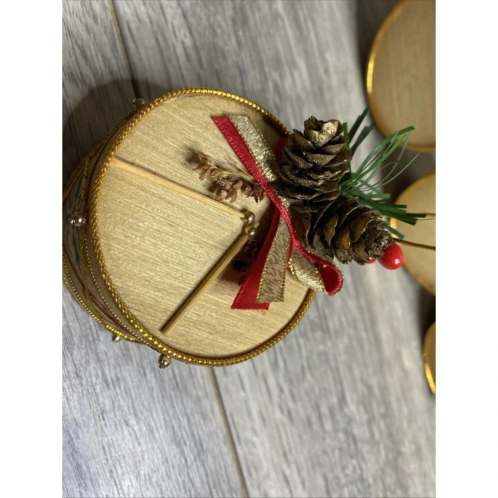 Lillian Vernon Set Of 4 Wooden Drum Ornament's (3728) Christmas Joy Noel Ho,‎ Ho